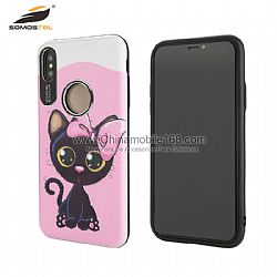 Funda 2 en 1 en dibujo relivio con protección goma de cámara