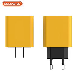 Hot Sales Cargador rápido de pared portátil de tres puertos 12W USB+Tipo-C Adaptador de viaje