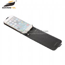 hombre de negocios superior y flip stand estuches para celular