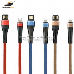Cable USB 2.2A plano en algodón con doble cara de tensión de alivio