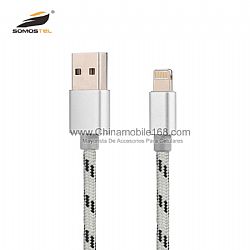 Cable USB 2 En 1 Para Los Sistemas Andriod Y IOS