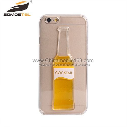 Funda plastico transparente con botella cooktail de aceite liquido